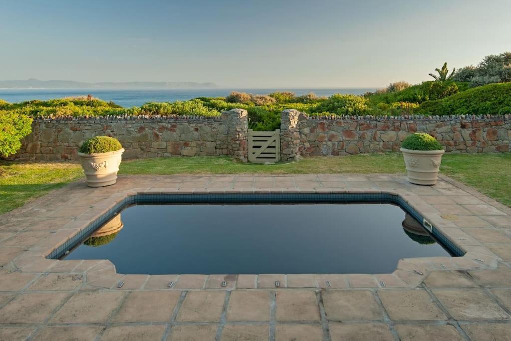 Villa Wild Waters At Kraal Rock On The Cliffs In Hermanus Extérieur photo